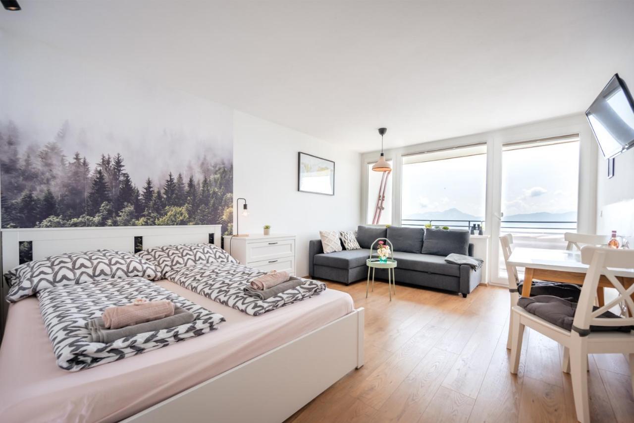 Mooki Mountain & Pool Gerlitzen Apartment Kanzelhohe Eksteriør bilde